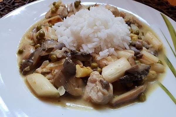 Quick Poultry Ragout with Asparagus