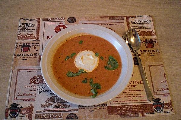 Quick Tomato Soup with Chili Cream