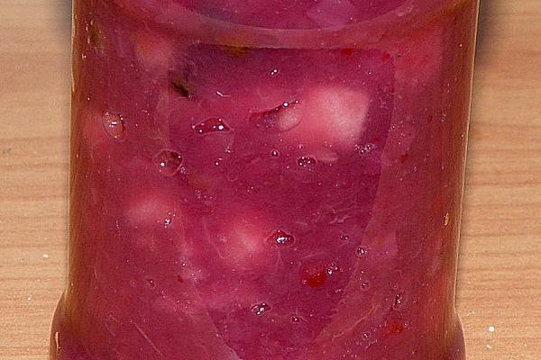 Raisinenkind`s Red Applesauce