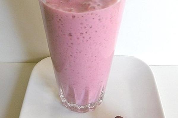 Raspberry Buttermilk Drink