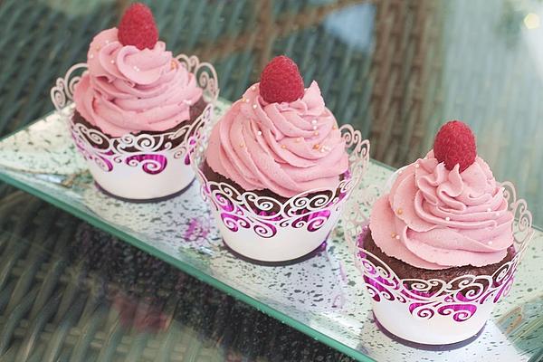 Raspberry Chocolate Cupcakes
