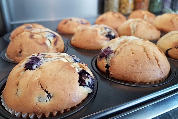 Raspberry Cream Cheese Muffins