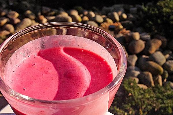 Raspberry – Peach Smoothie