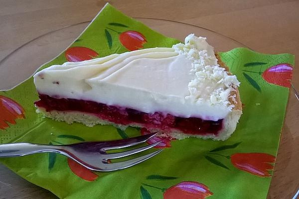 Raspberry Tart with White Chocolate Cream