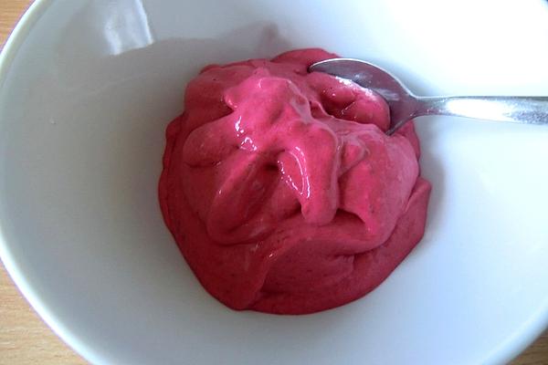 Raspberry Yogurt Ice Cream