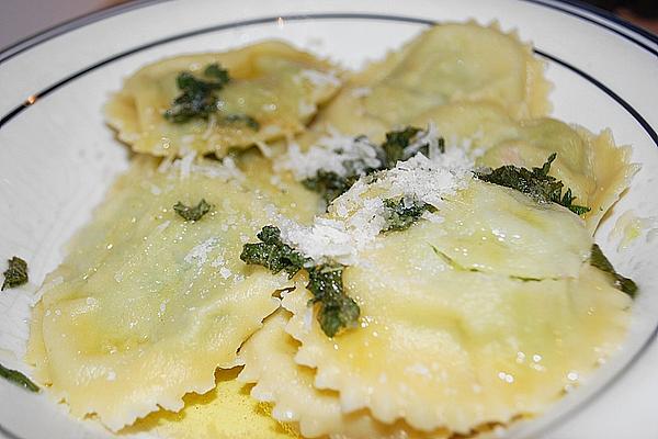 Ravioli with Broccoli Filling