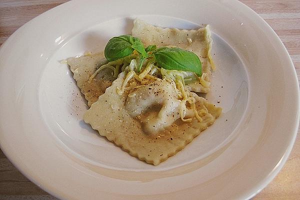 Ravioli with Smoked Salmon Filling