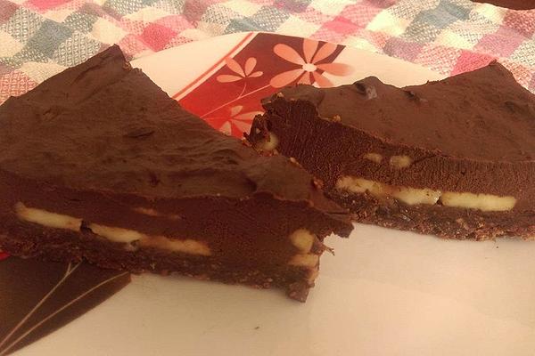 Raw Vegan Chocolate Banana Cake