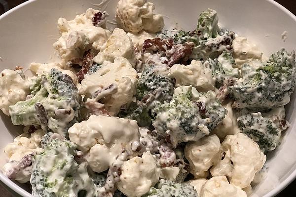 Raw Vegetable Salad with Cauliflower and Broccoli