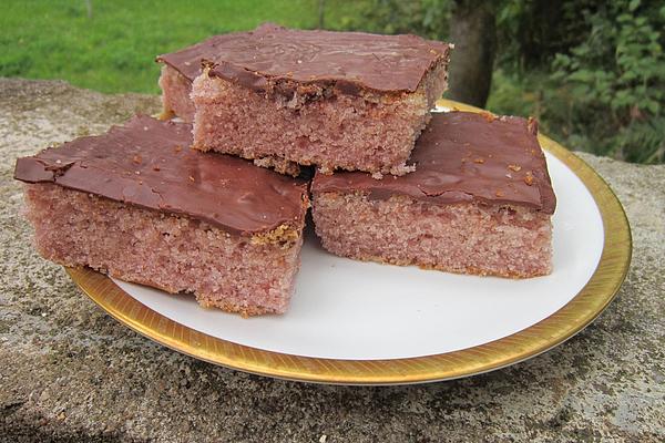 Red Wine Cake from Tray