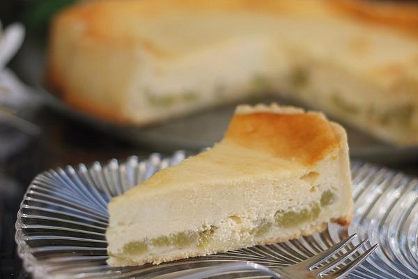 Rhubarb Semolina Pudding Cake