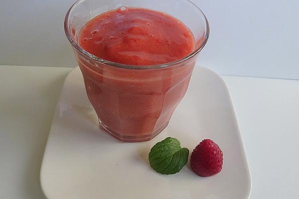 Rhubarb Smoothie with Maple Syrup