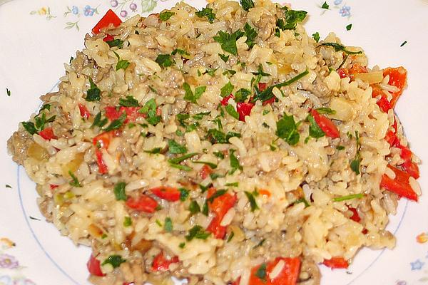 Rice Pan with Mince and Paprika