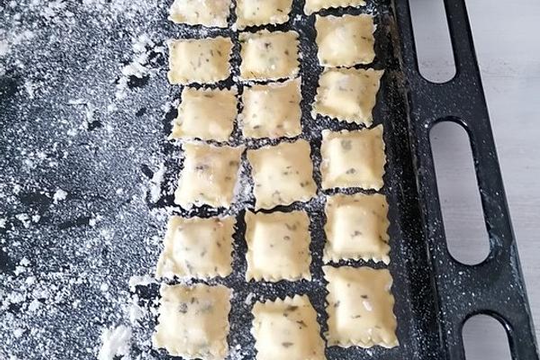 Ricotta – Basil Dumplings or Ravioli