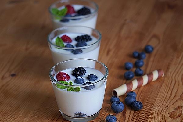 Ricotta Vanilla Cream with Berries