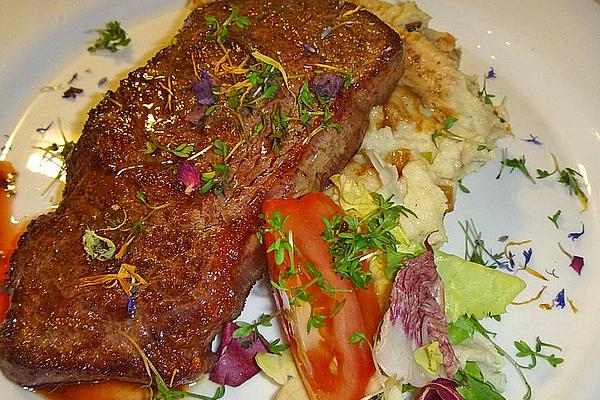 Rump Steak with Onion and Mushroom Puree