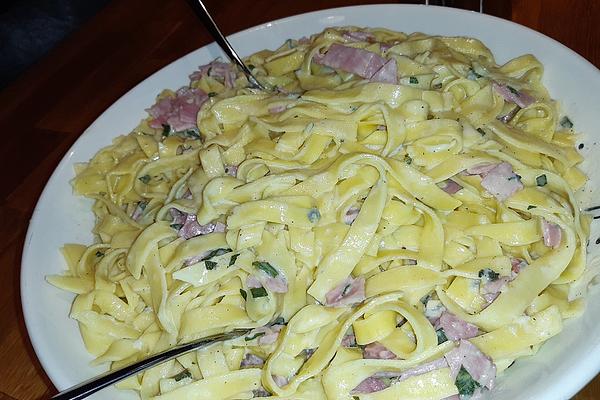 Sage Cream Sauce with Pasta