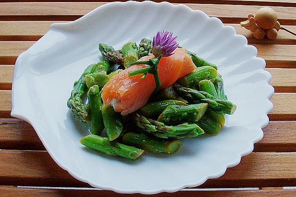 Salmon Bag on Green Asparagus
