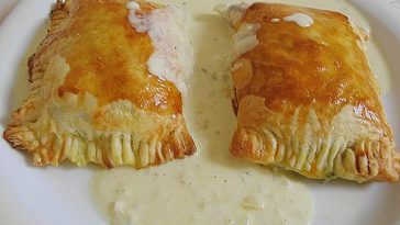 Beef Fillet in Puff Pastry Crust with Porto Sauce