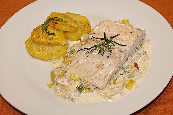 Salmon on Leek Vegetables