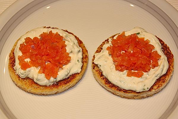 Salmon Tartare – Bun