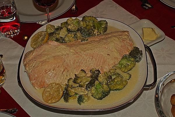 Salmon with Broccoli