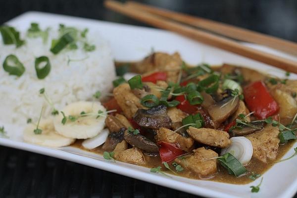 Sandra`s Turkey Curry with Banana