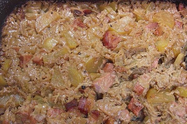 Sauerkraut Casserole with Smoked Pork