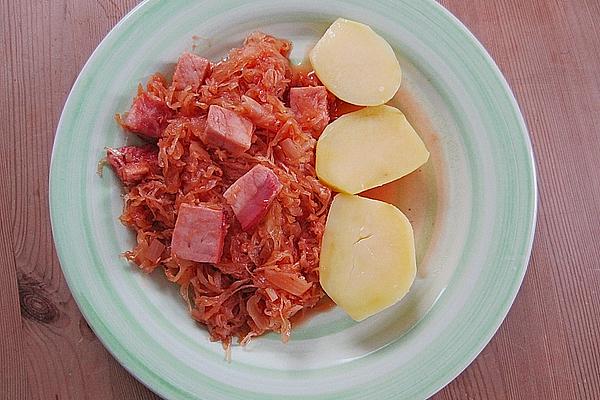 Sauerkraut Pot with Smoked Pork