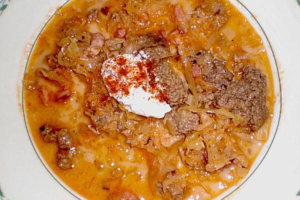 Sauerkraut Soup with Minced Meat