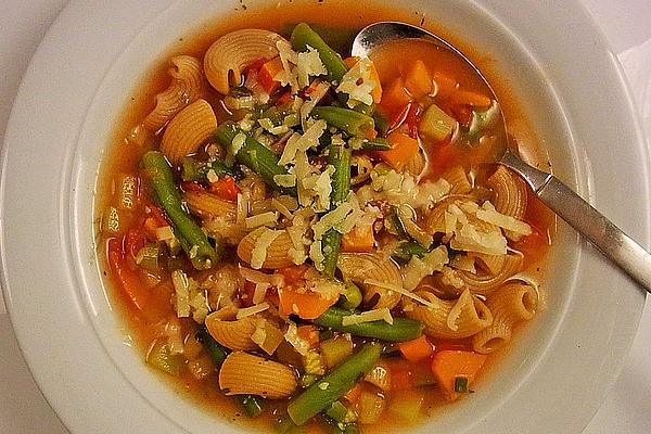 Saya`s Light Minestrone