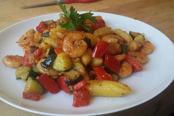 Scampi and Vegetable Noodle Pan