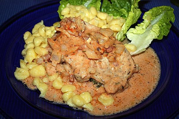 Schnitzel in Spicy Tomato – Cream Sauce