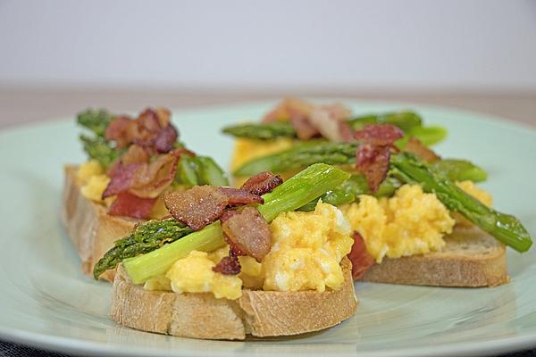 Scrambled Egg and Asparagus Canapes