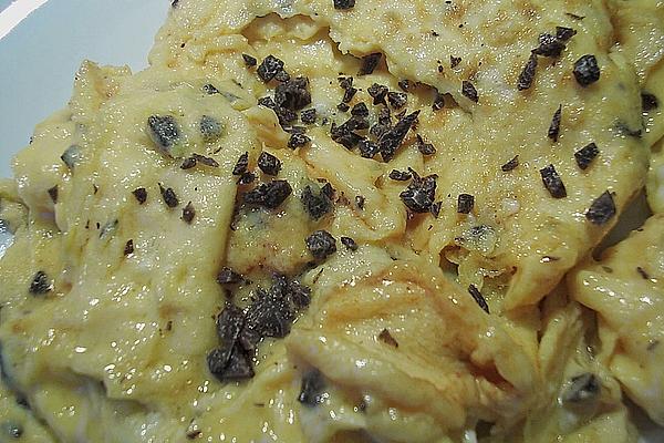 Scrambled Eggs with Black Truffles