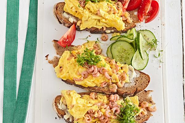 Scrambled Eggs with Shrimp and Dill on Black Bread