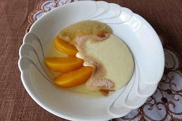Semolina with Cinnamon and Peaches