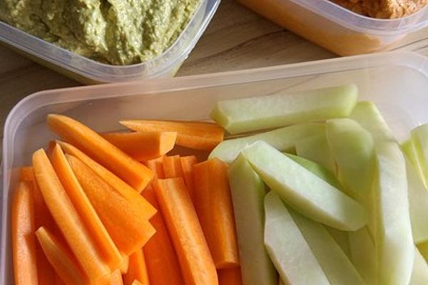 Sheep Cheese Dip with Pesto