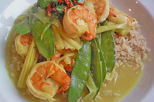 Shrimp Curry with Vanilla and Snow Peas