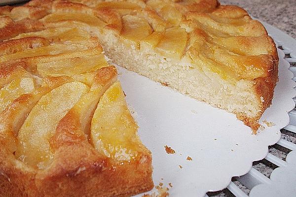 Simple Apple Cake