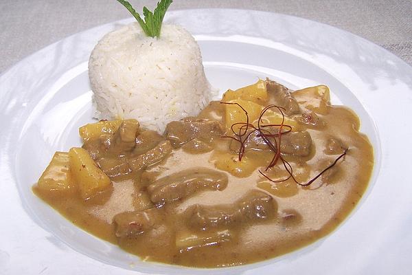 Sliced ​​meat with Pineapple
