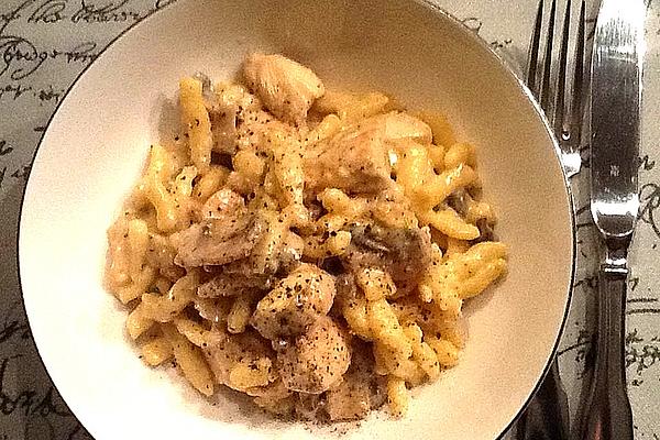 Sliced ​​turkey Cream with Spaetzle