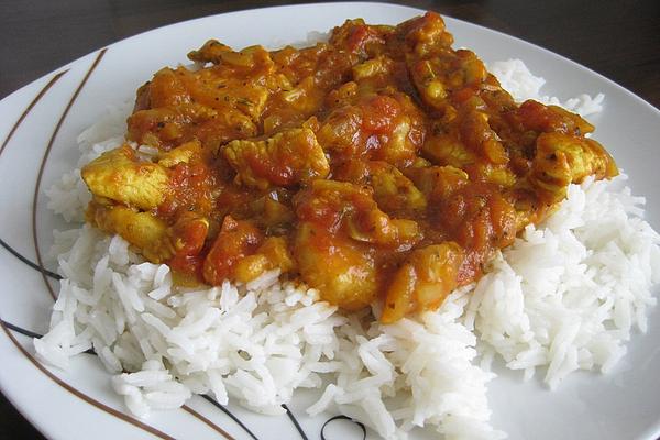 Sliced ​​turkey with Tomato and Banana Sauce
