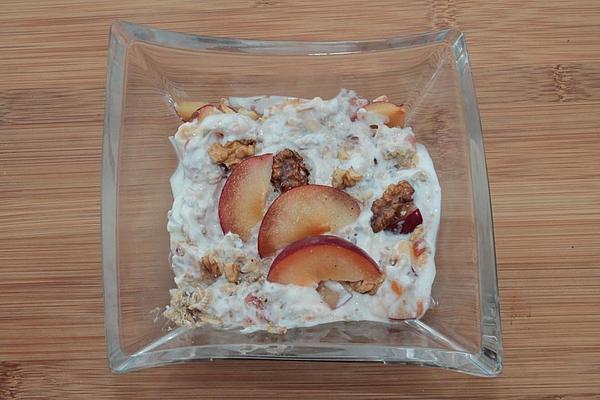 Smokeys Plum Muesli