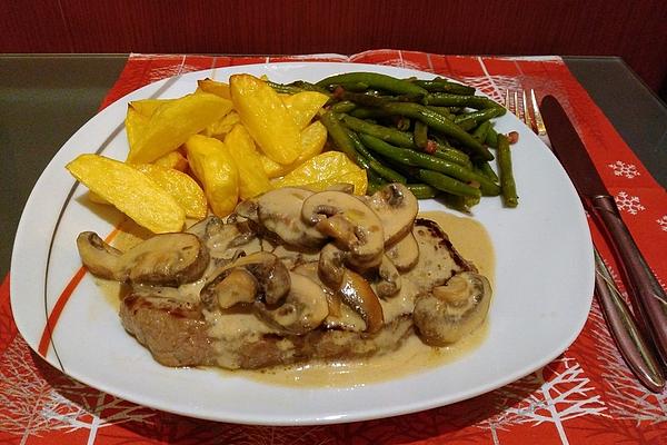 Southern Steaks with Mushroom Sauce