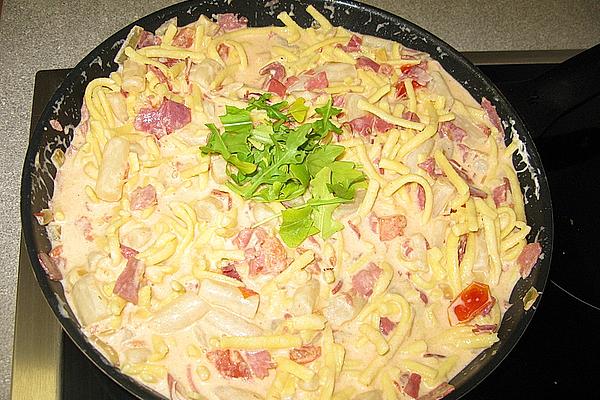 Spaetzle in Ham Cream Sauce