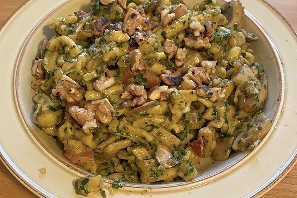 Spaetzle Pan with Spinach &amp; Mushrooms