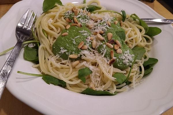 Spaghetti with Purslane Pesto