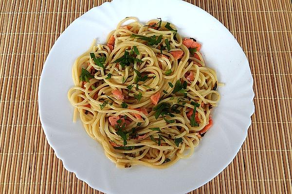 Spaghetti with Smoked Salmon Trout