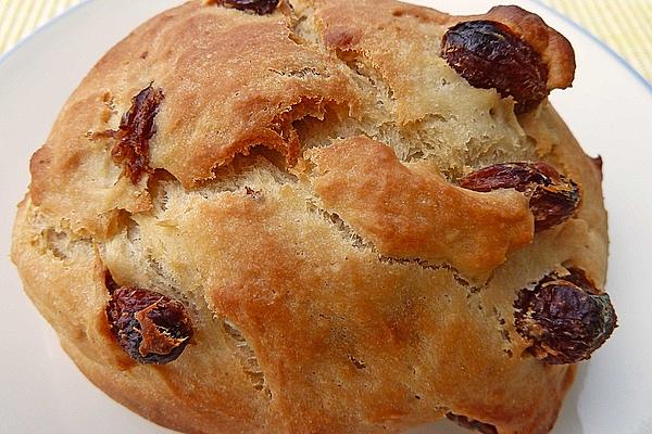 Spelled and Quark Rolls with Raisins